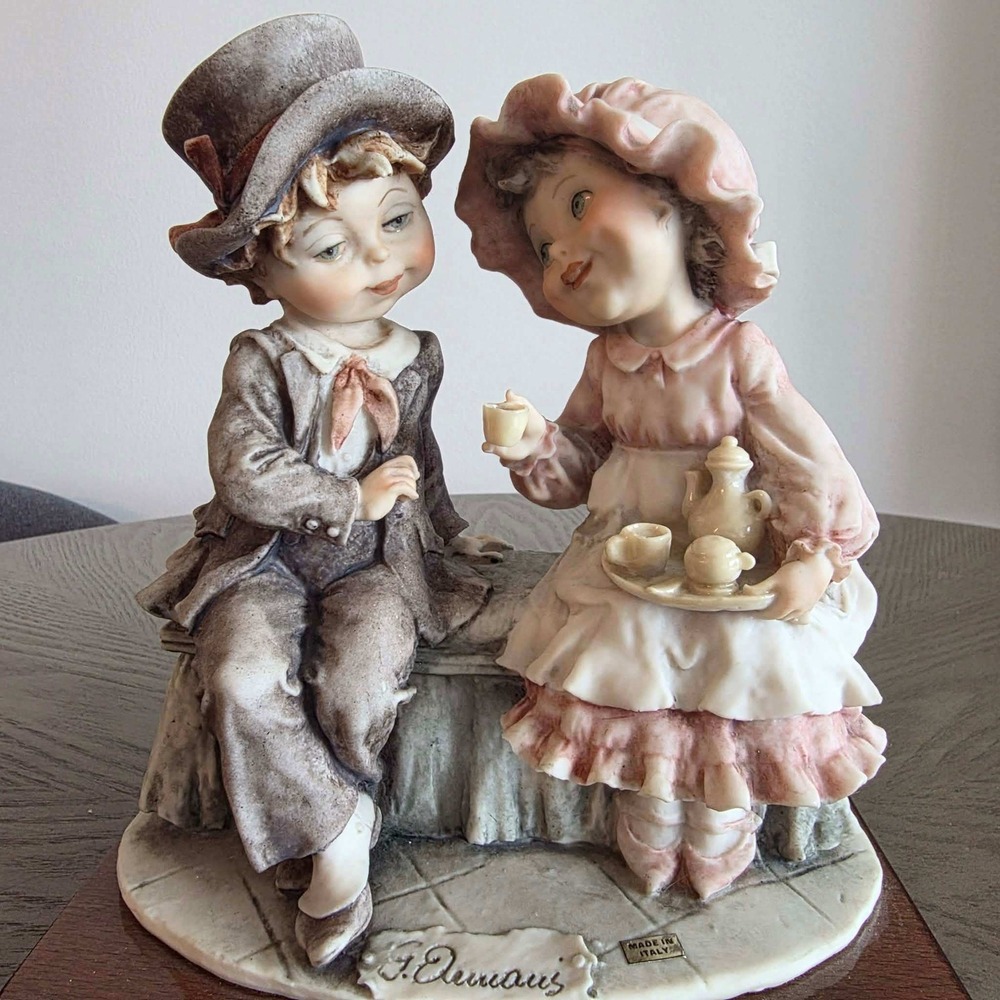 Vintage 1982 G Armani Boy & Girl Figurine Florence Italy Giuseppe Armani